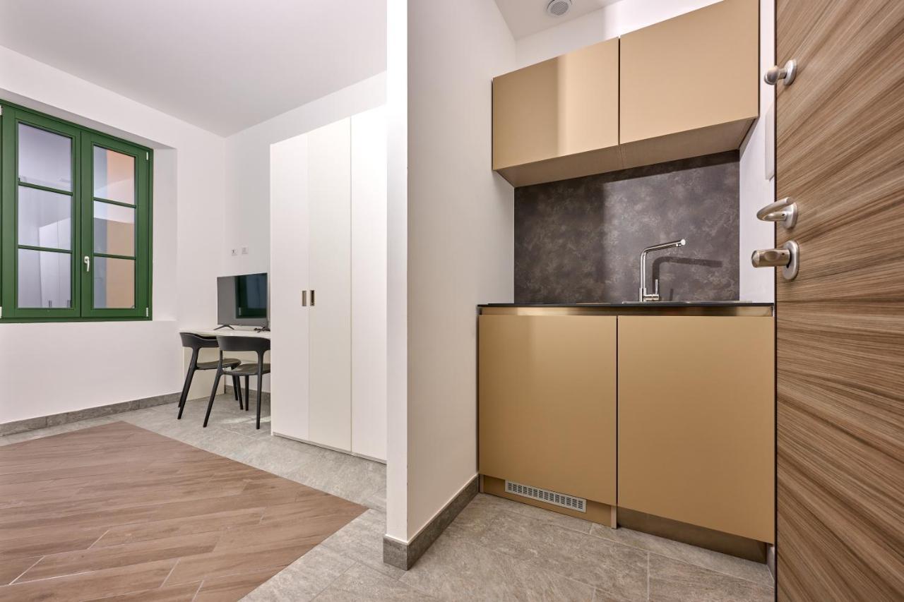 Ca Del Lasco - Modern Apartments In Classic Villa Bellano Exterior photo