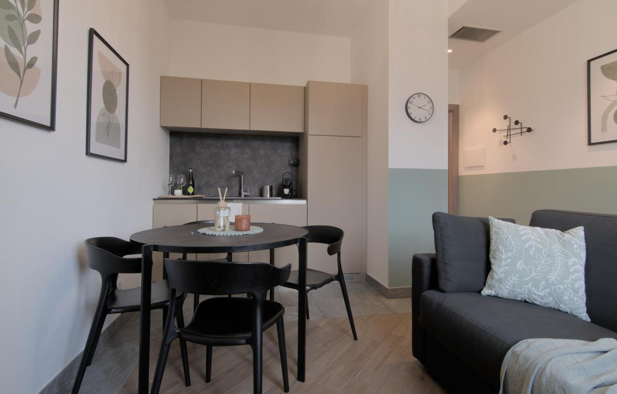 Ca Del Lasco - Modern Apartments In Classic Villa Bellano Exterior photo